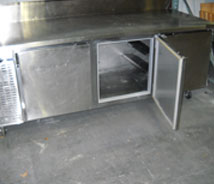 COUNTER HEIGHT REFRIGERATOR 